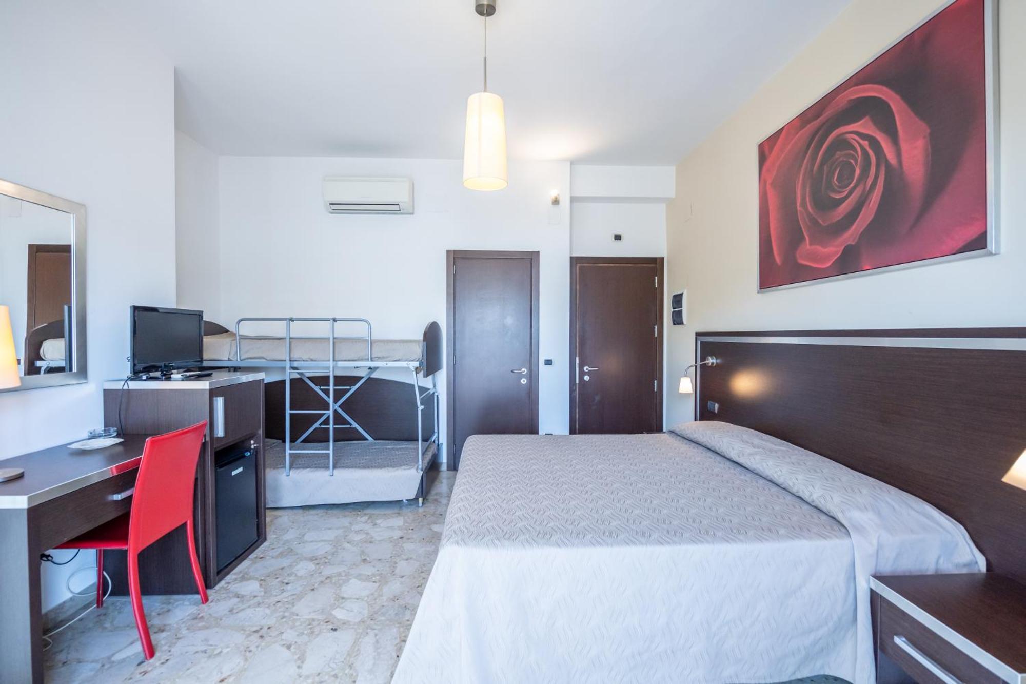Hotel Florence San Benedetto del Tronto Exterior photo
