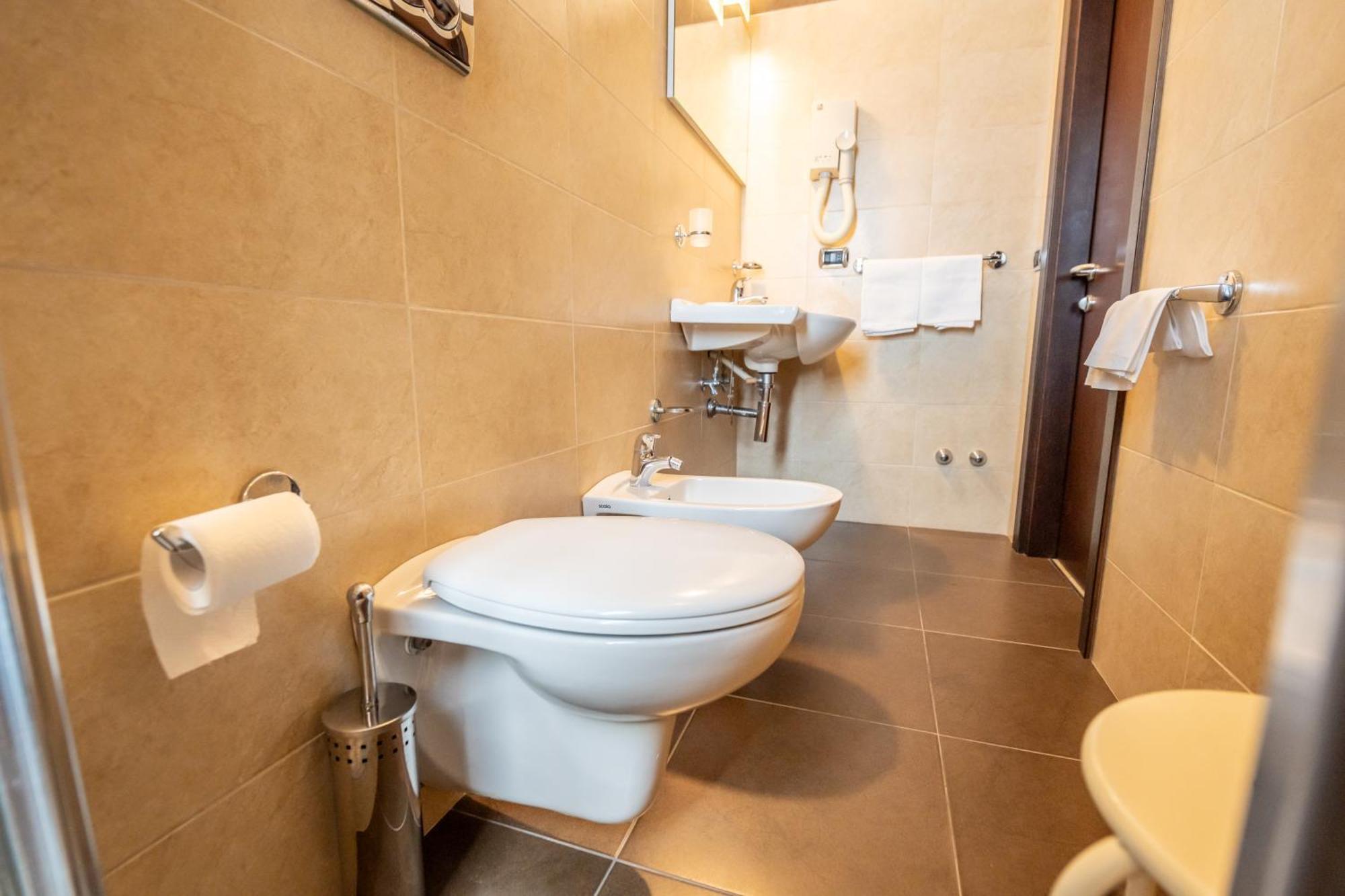 Hotel Florence San Benedetto del Tronto Exterior photo