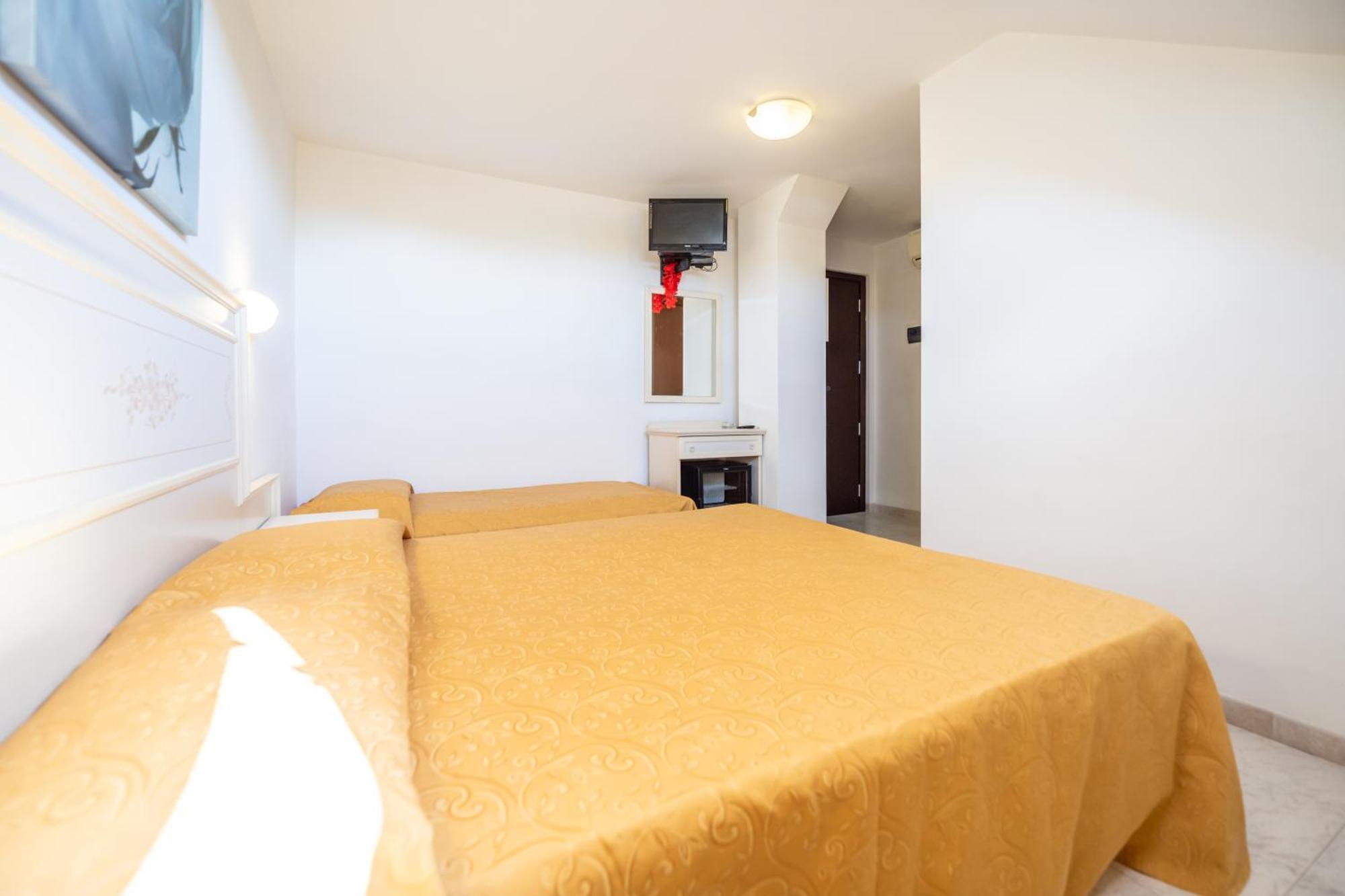 Hotel Florence San Benedetto del Tronto Exterior photo