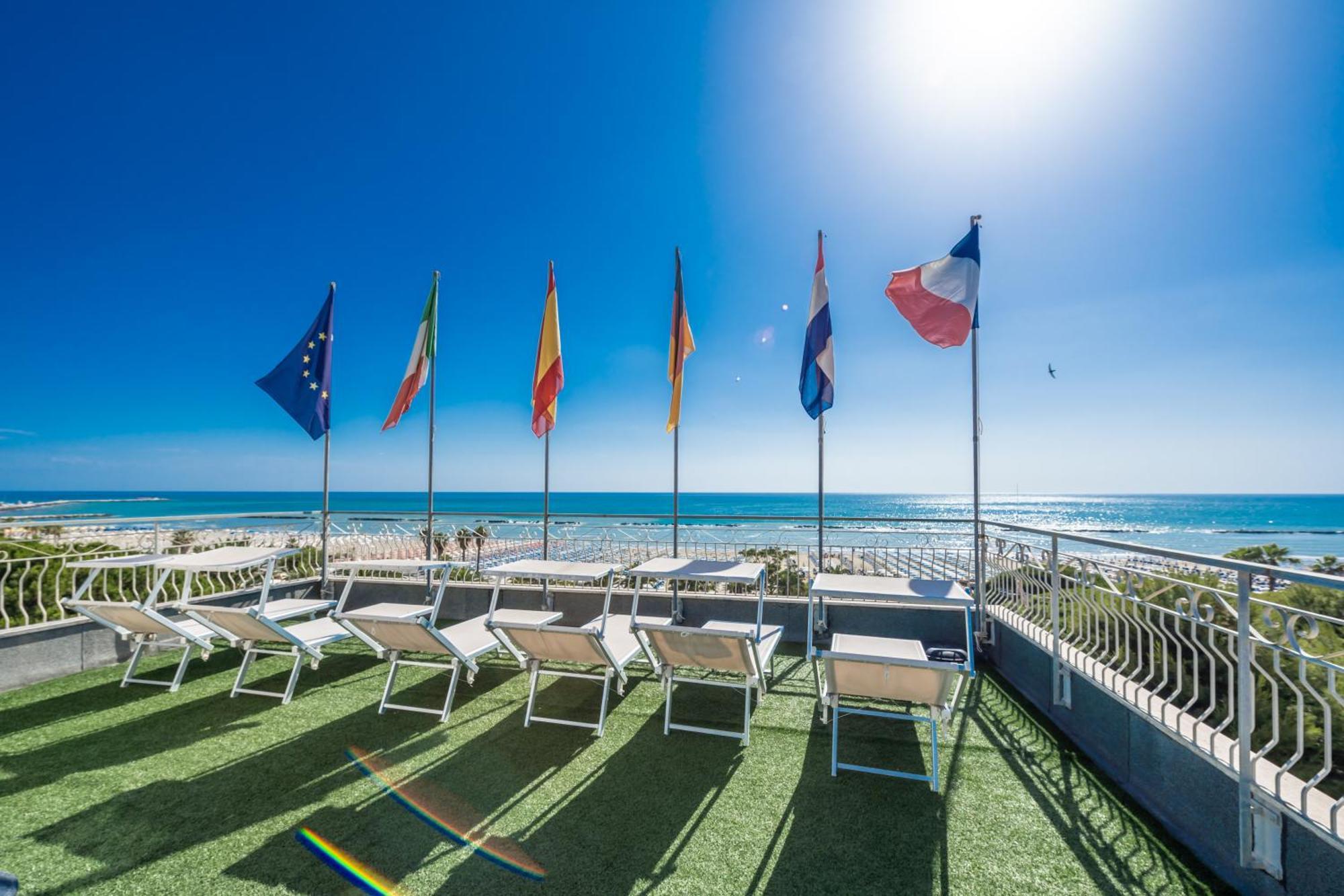 Hotel Florence San Benedetto del Tronto Exterior photo