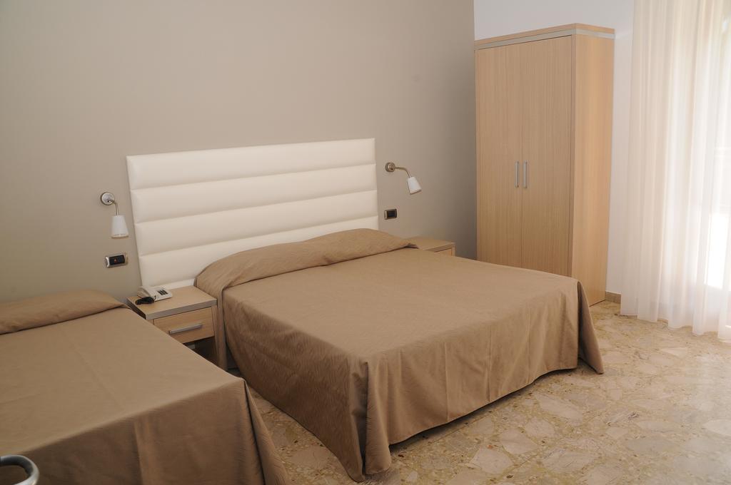Hotel Florence San Benedetto del Tronto Exterior photo